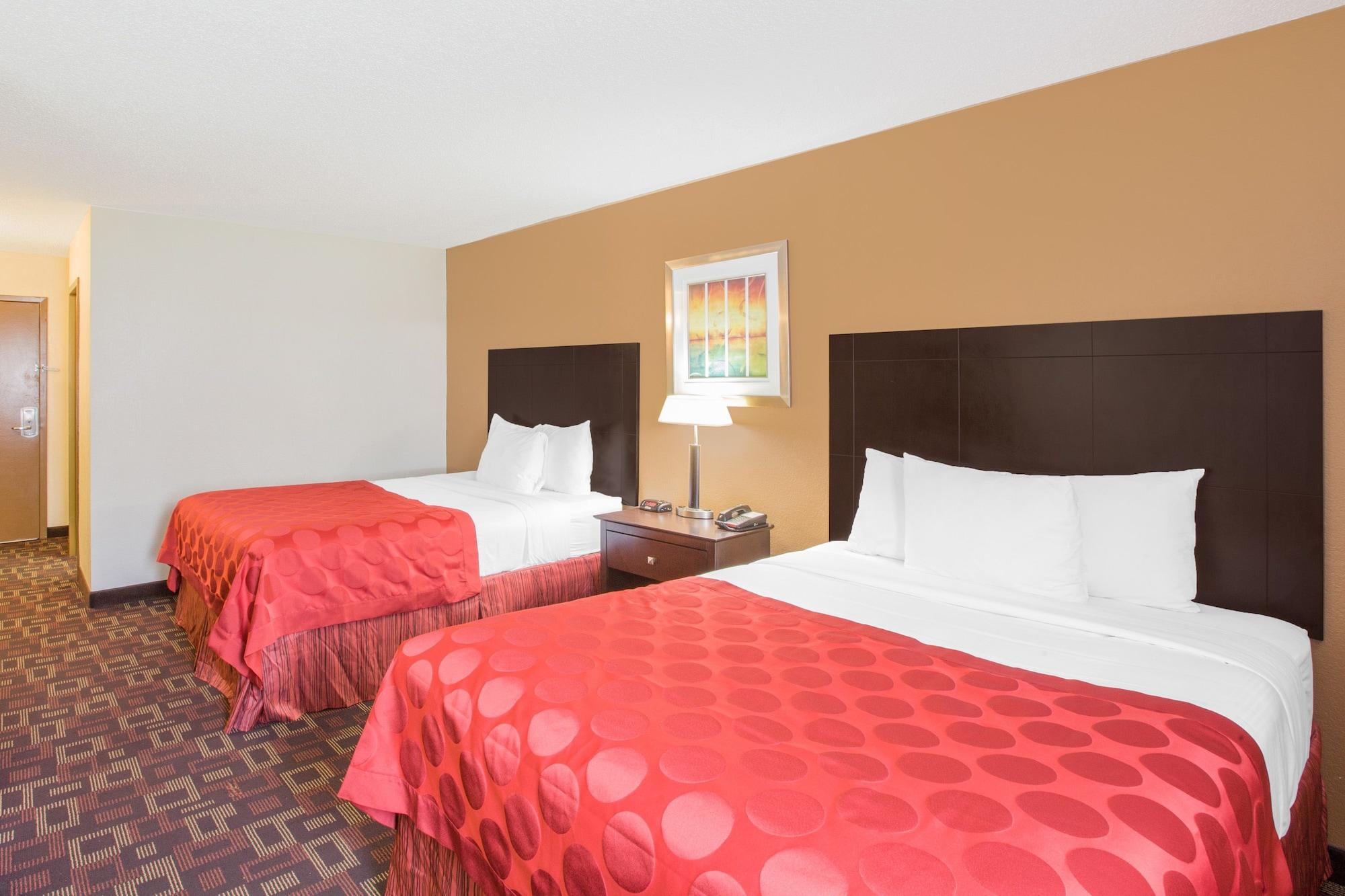 Sky Tree Hotels Tulsa Exterior foto