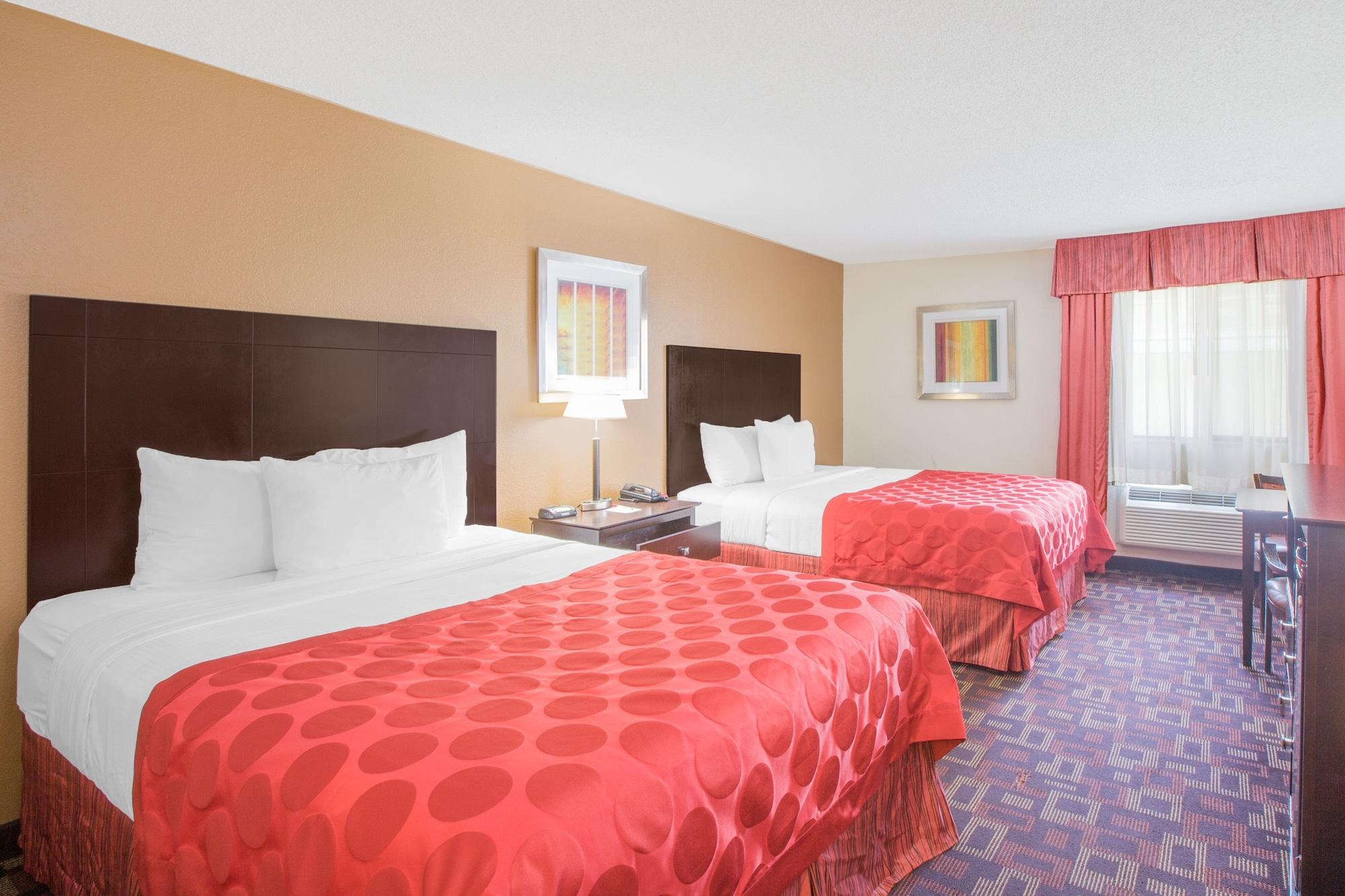 Sky Tree Hotels Tulsa Exterior foto